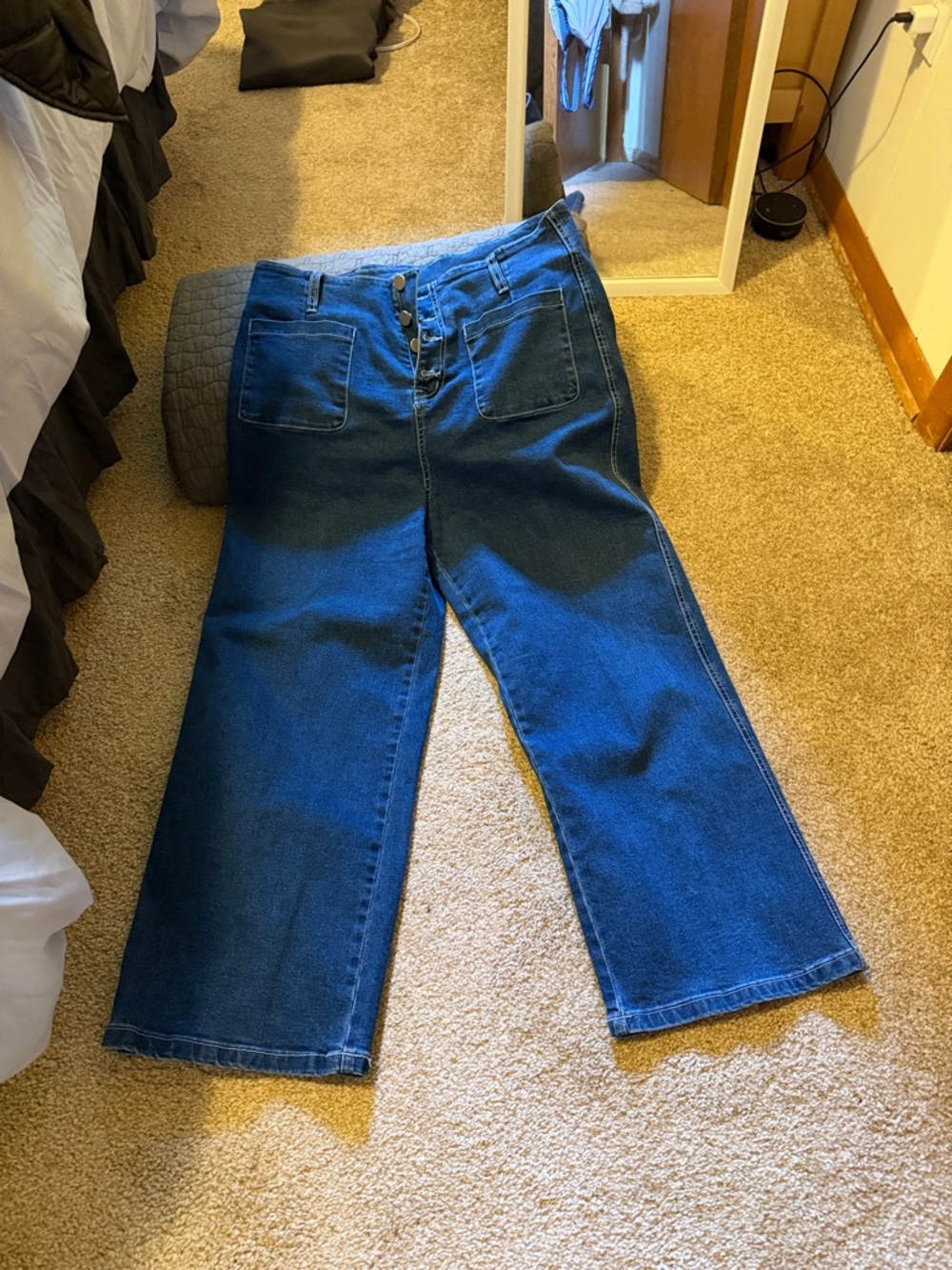 High-Rise Wide Leg Jeans in Dark Blue